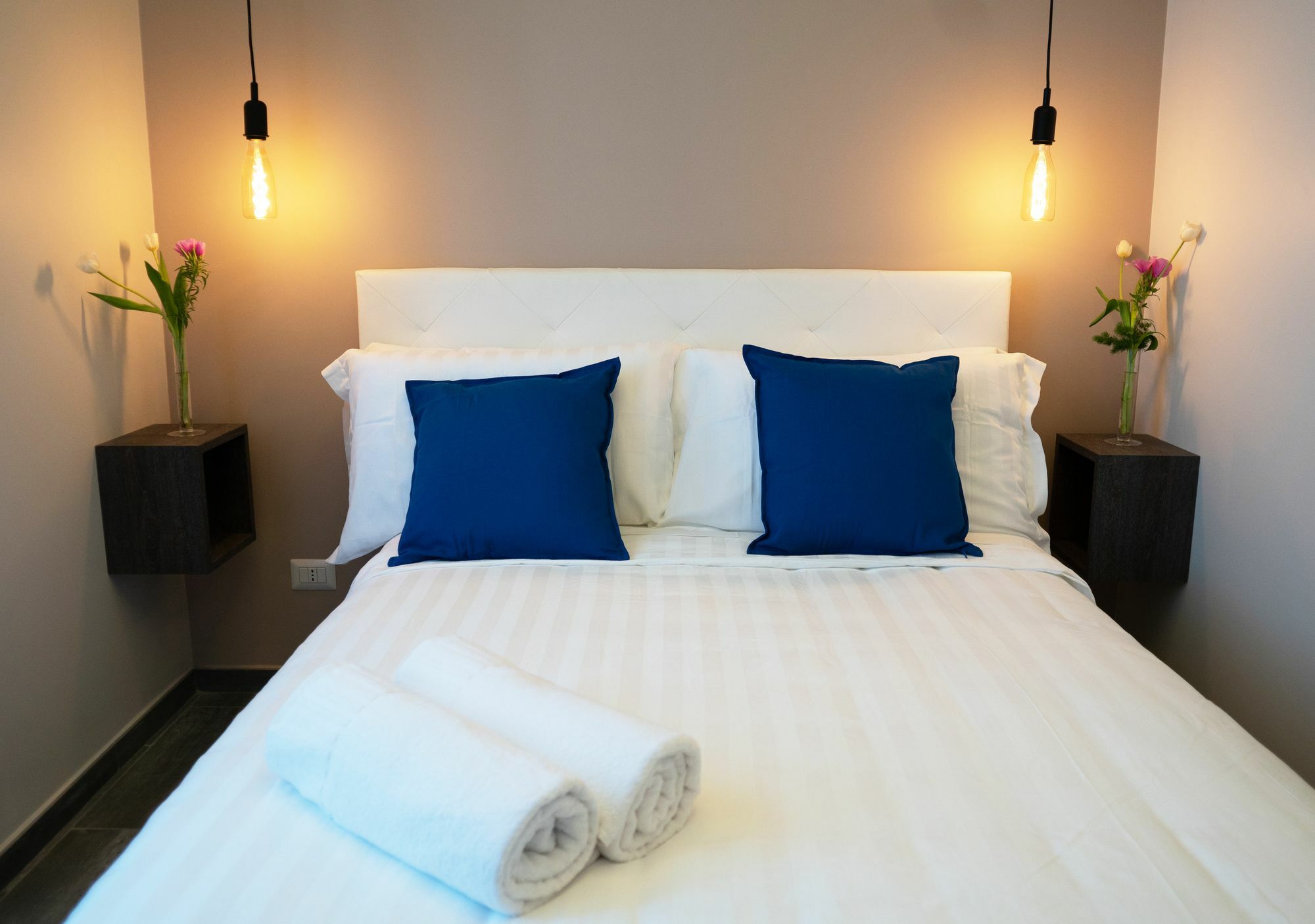 Piazza Bologna Little Suites Rom Exteriör bild