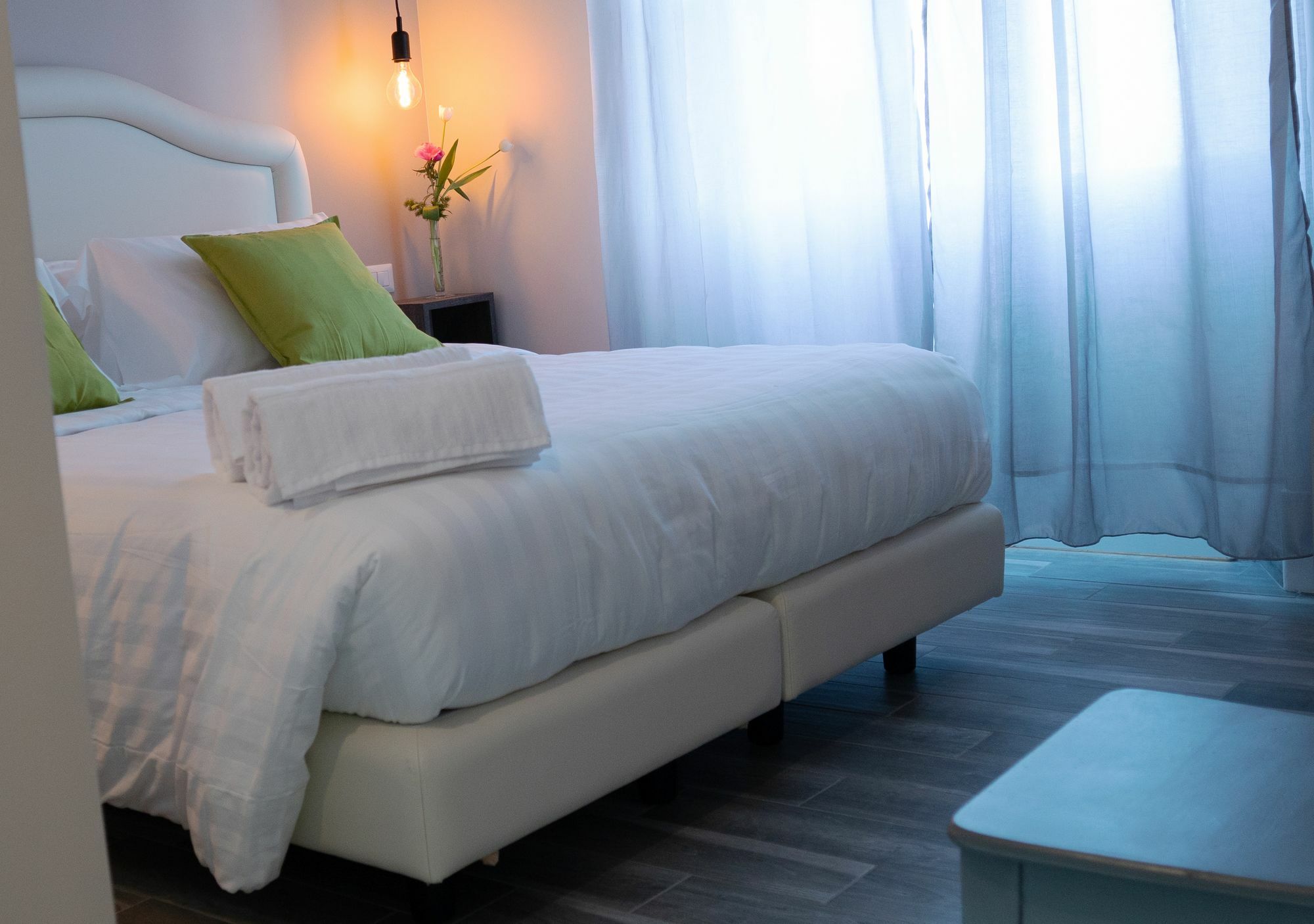 Piazza Bologna Little Suites Rom Exteriör bild