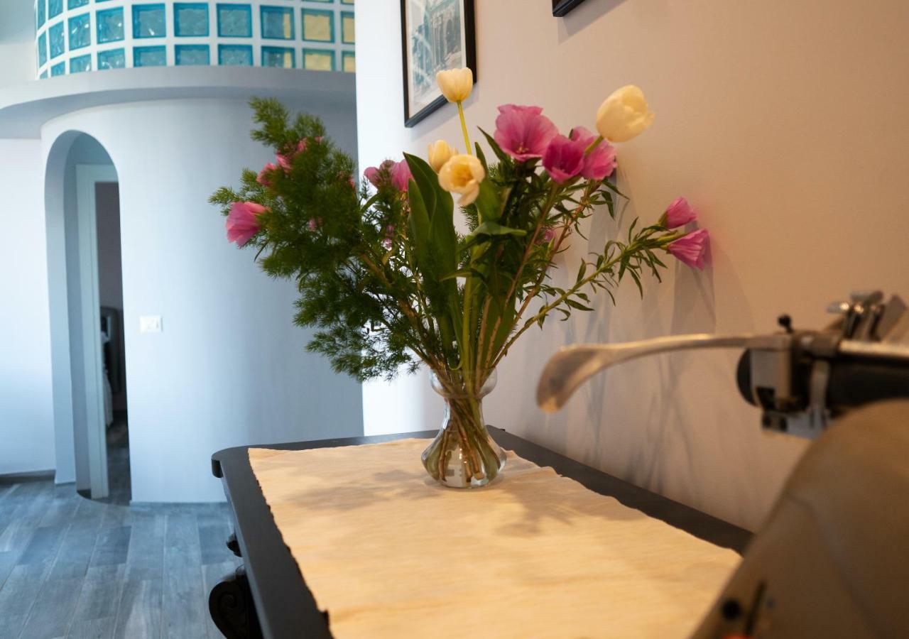 Piazza Bologna Little Suites Rom Exteriör bild