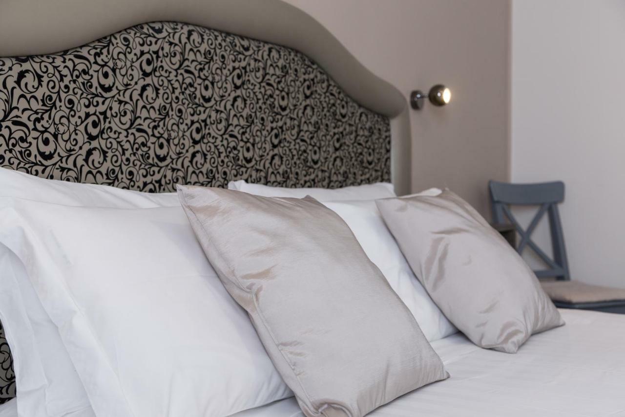Piazza Bologna Little Suites Rom Exteriör bild